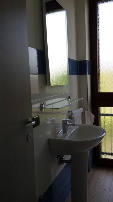 Cerrutihotel ヴェルチェッリ エクステリア 写真